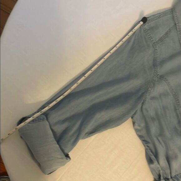 Light Denim colored Shirtdress, tie waist, long sleeved, side pockets - Picture 6 of 16